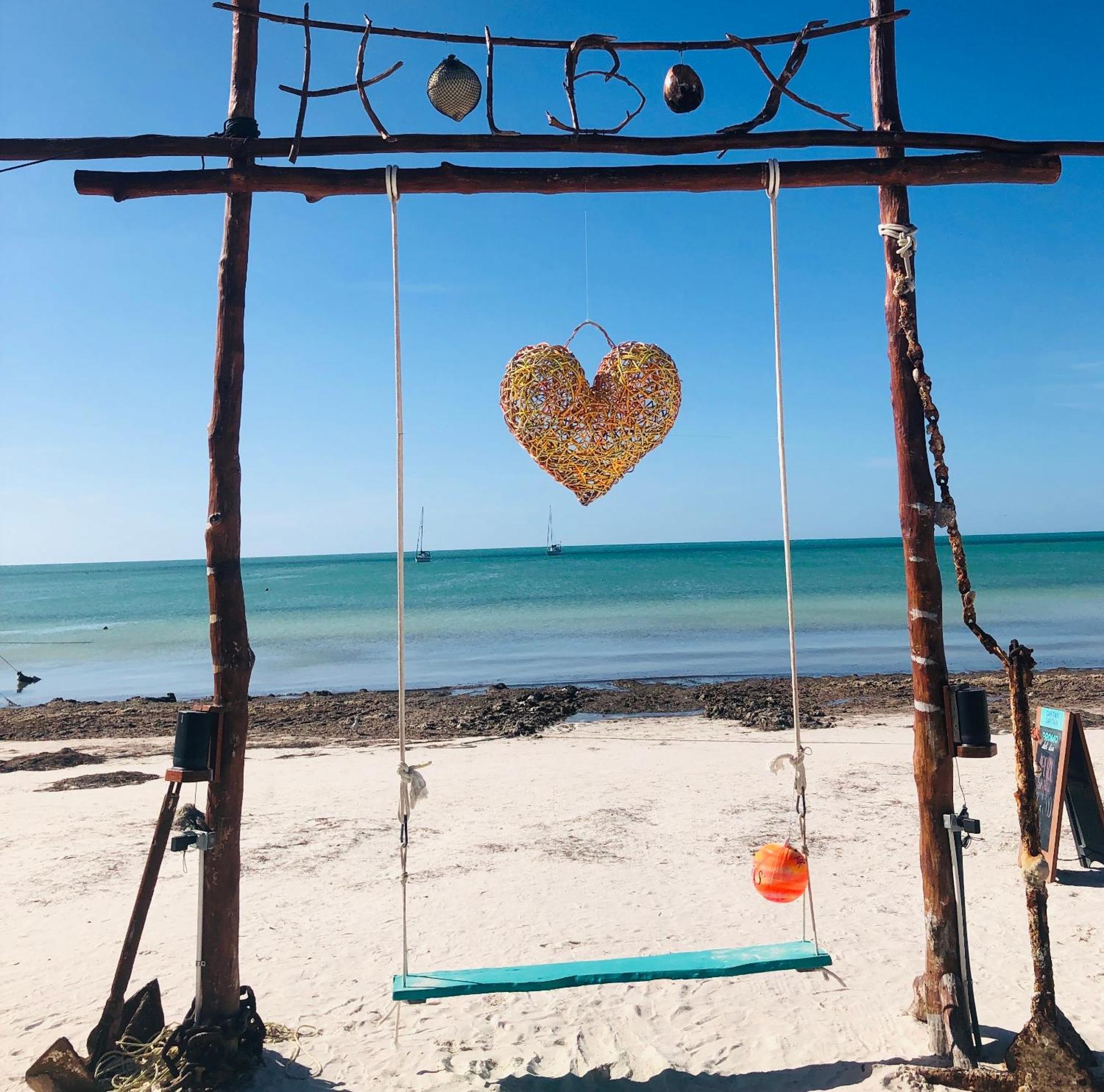 Pachamama Holbox - Hostel & Private Apartments Exterior photo